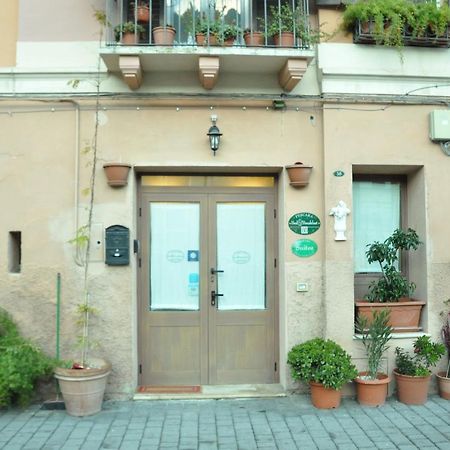 Bed And Breakfast Piazza Mercato Pescara Bagian luar foto