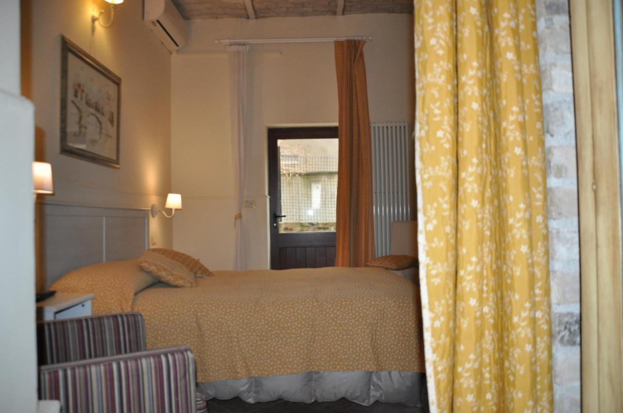 Bed And Breakfast Piazza Mercato Pescara Bagian luar foto