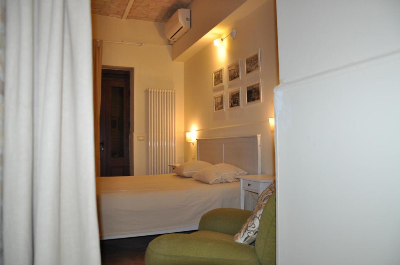 Bed And Breakfast Piazza Mercato Pescara Bagian luar foto