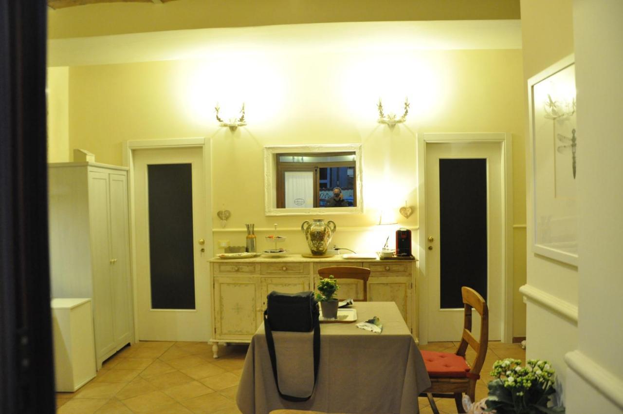 Bed And Breakfast Piazza Mercato Pescara Bagian luar foto