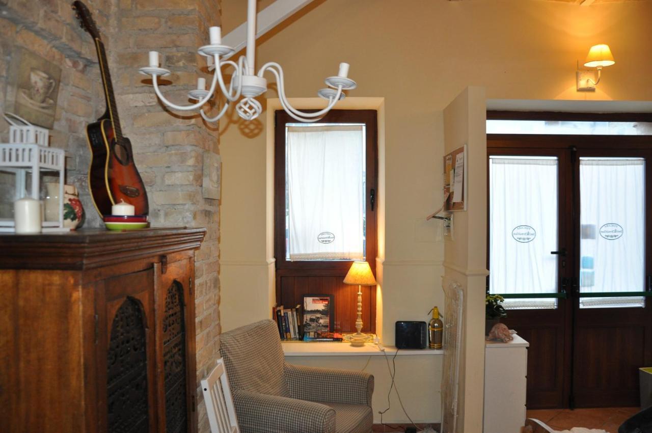 Bed And Breakfast Piazza Mercato Pescara Bagian luar foto