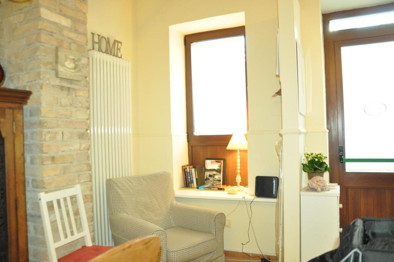 Bed And Breakfast Piazza Mercato Pescara Bagian luar foto